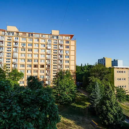 Ruby Corner - Quiet Near & Centre Apartment Košice