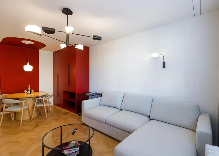 Ruby Corner - Quiet Near & Centre Apartman Kassa